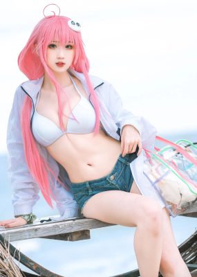瓦斯塔亚小龙虾 – 水着
