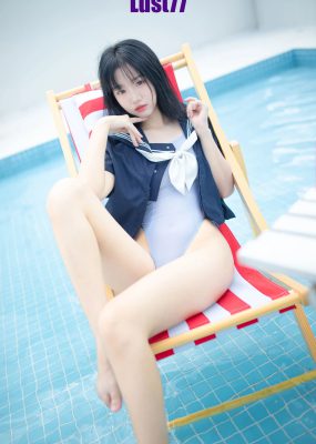 网红COS 柒柒要乖哦 – 清凉夏日