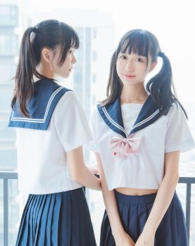 萌系小姐姐木绵绵OwO&桜桃喵 她(制服×制服)