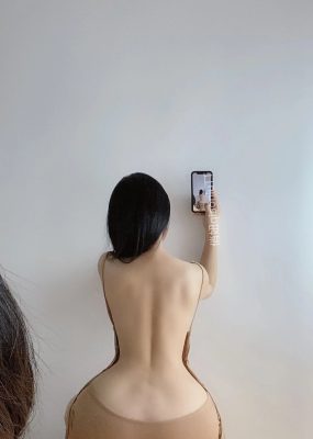 微密圈 俏妞qiaoniuTT – 露背连衣裙
