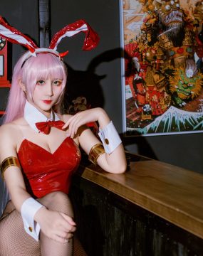 网红COS 九曲Jean – 兔女郎