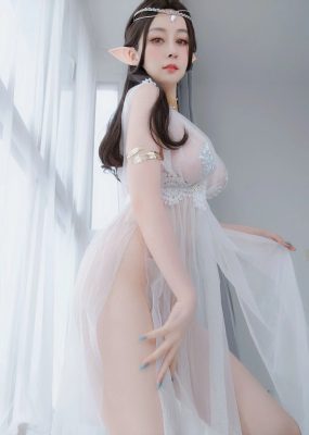 Coser小姐姐白银 – 精灵宝石内衣