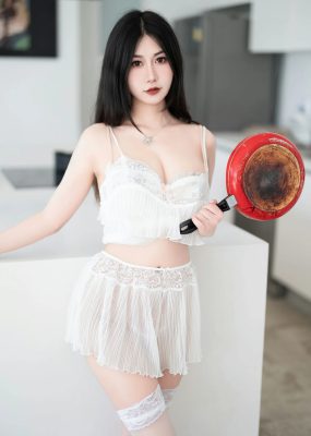 尤蜜荟 Vol.959 laura阿姣 白色网纱服饰泰国旅拍