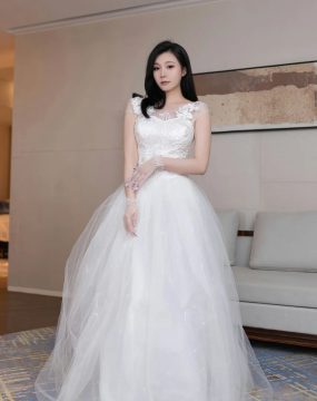 秀人网 No.7201 安然anran 白色婚纱性感写真