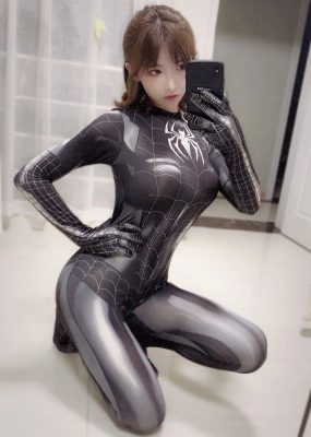 一小央泽 – 黑蜘蛛