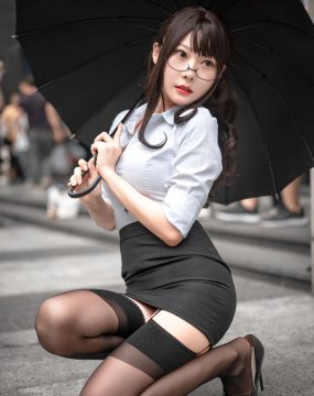 香草喵露露 – 丝袜西装诱惑