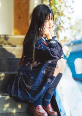 桜桃喵《(小少女)黑色水手服》