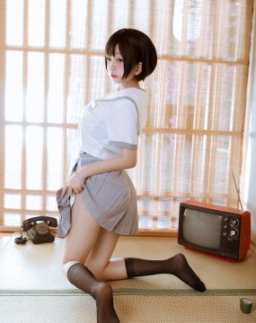 Cosplay日奈娇 和风jk