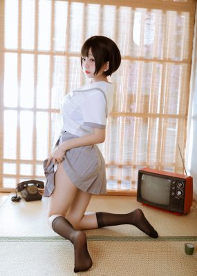 Cosplay日奈娇 和风jk