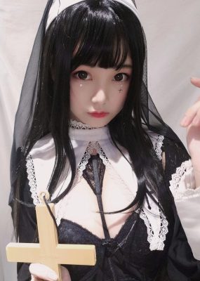 萌系小姐姐蜜汁猫裘 – 修女