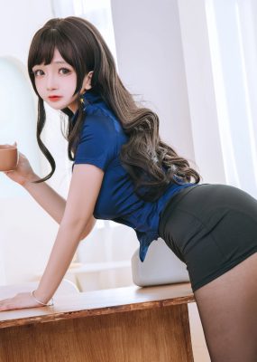 Cosplay日奈娇 – 豹纹女警