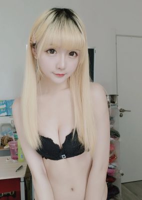 Coser小姐姐星之迟迟 jk格子裙