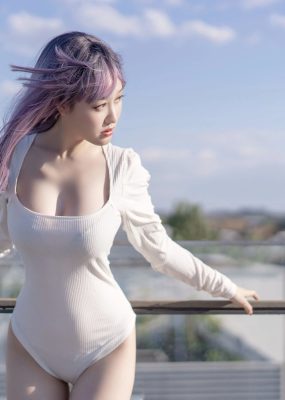 网红COS 脱尾巴Mizuki – 天台