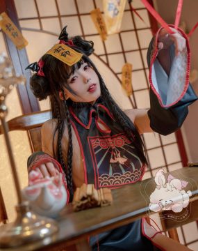 咬一口兔娘 – 僵尸蹲蹲