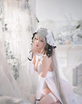 微博妹子三度_69 – 可畏白纱