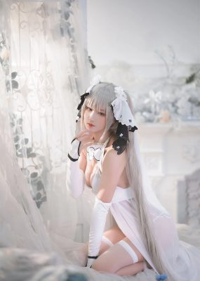 微博妹子三度_69 – 可畏白纱