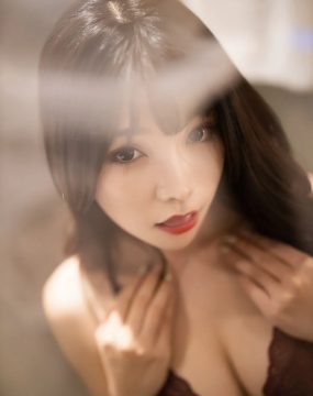 XIUREN秀人网 N0.2019 芝芝Booty