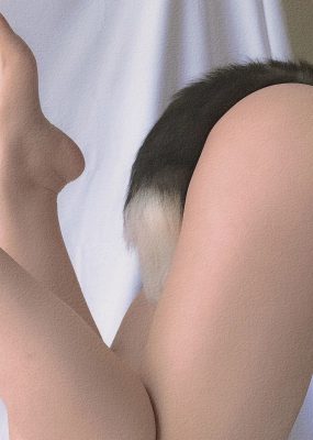 萌妹是青水 – 小狼