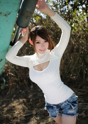 MARA醬《泰国旅拍Pai县》热裤妹子+蕾丝泳装 美媛馆 Vol.097