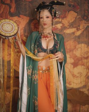 钛合金大粑粑 – 画中仙