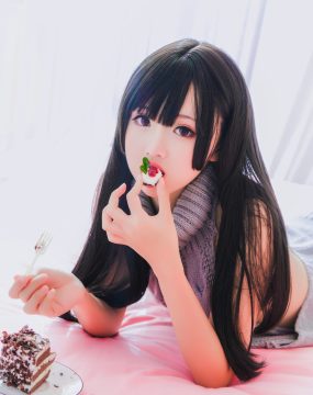 面饼仙儿 – 露背毛衣！！