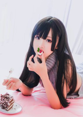 面饼仙儿 – 露背毛衣！！