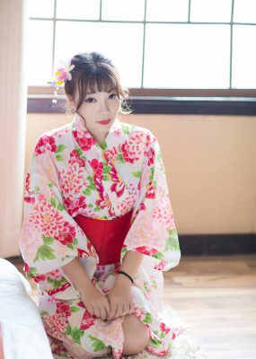 芝芝Booty《日系和服+迷你比基尼》 爱蜜社 VOL.170