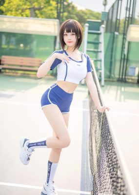 萌系小姐姐蜜汁猫裘 – 体操服