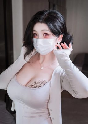 rioko凉凉子 – 邻居家的大姐姐