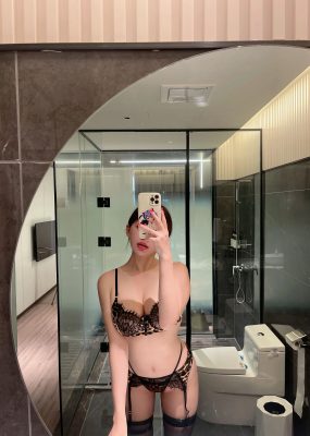 微密圈 奶宝妹纸 – 豹纹小吊带