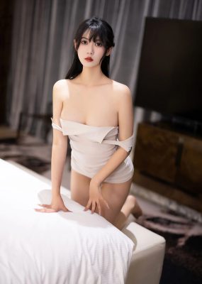 秀人网 No.6043 林子遥 丝袜美腿