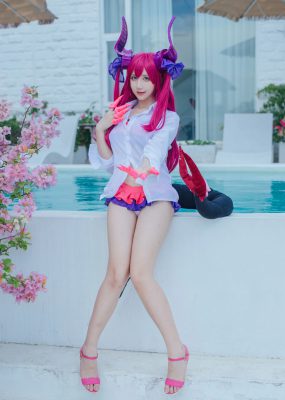 网红COS 九曲Jean – 龙娘泳装
