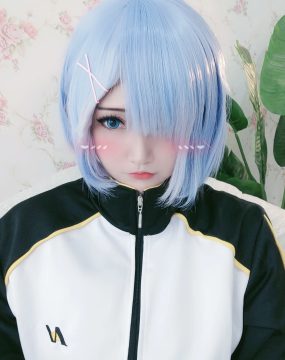 Coser小姐姐Potato Godzilla – Rem In Subaru Jacket
