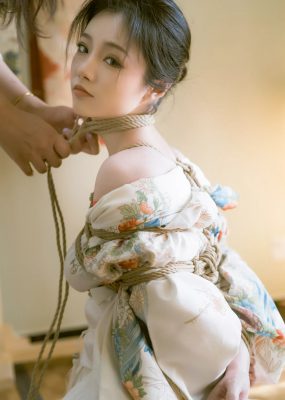 桃良阿宅 – 紧缚