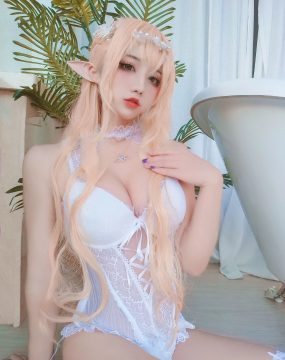 网红COS 九曲Jean – 精灵的栖息地