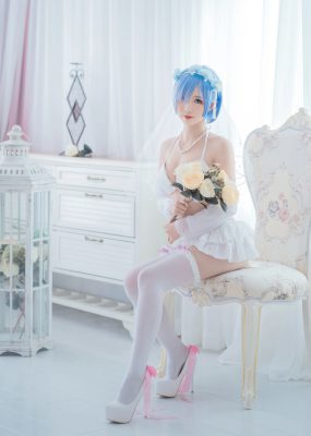 面饼仙儿 – 花嫁蕾姆
