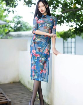 秀人网 No.7271 郑颖姗Bev 蓝色旗袍性感写真