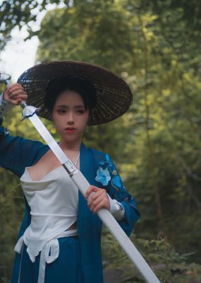 钛合金大粑粑 – 侠客