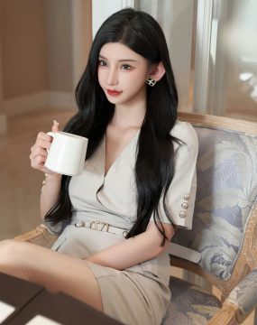 秀人网 No.7157 周于希Sally 主题《女律师的寂寞》厦门旅拍