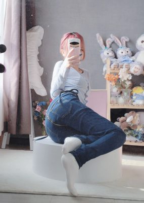 Cosplay日奈娇 – 牛仔裤