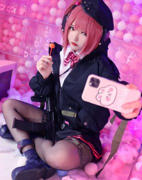 Coser小姐姐Potato Godzilla – MP7 (Girls Frontline)