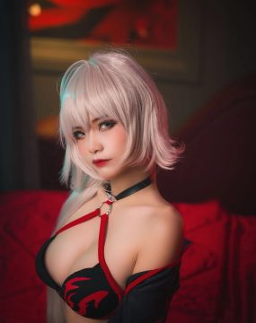Azami福利 – Jalter Berserker