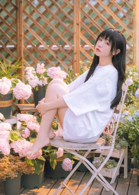 爆机少女喵小吉 – 小吉的午后时光
