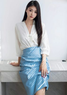 秀人网 No.7314 可樂Vicky 娇柔丰满性感写真