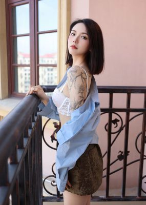 秀人网 No.6661 乔一一 短裙美腿