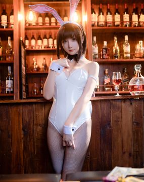 Coser小姐姐星之迟迟 – 加藤惠 兔女郎