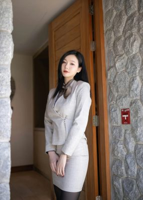 秀人网 No.6951 安然anran 灰色职业Ol泰国旅拍