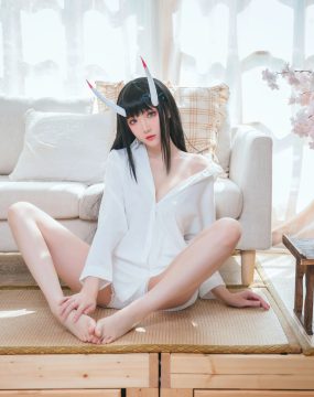 Coser瓜希酱福利 – 能代衬衣