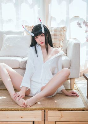 Coser瓜希酱福利 – 能代衬衣