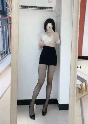网红COS 田璐璐 – OL3.0